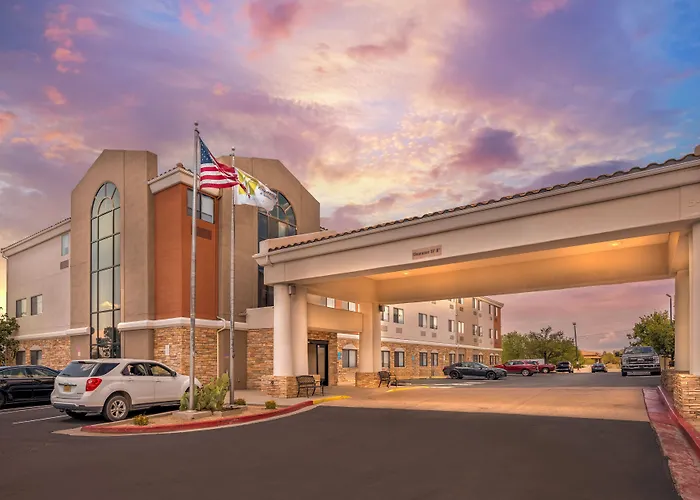 Holiday Inn Express Hotel & Suites Albuquerque - North Balloon Fiesta Park By Ihg